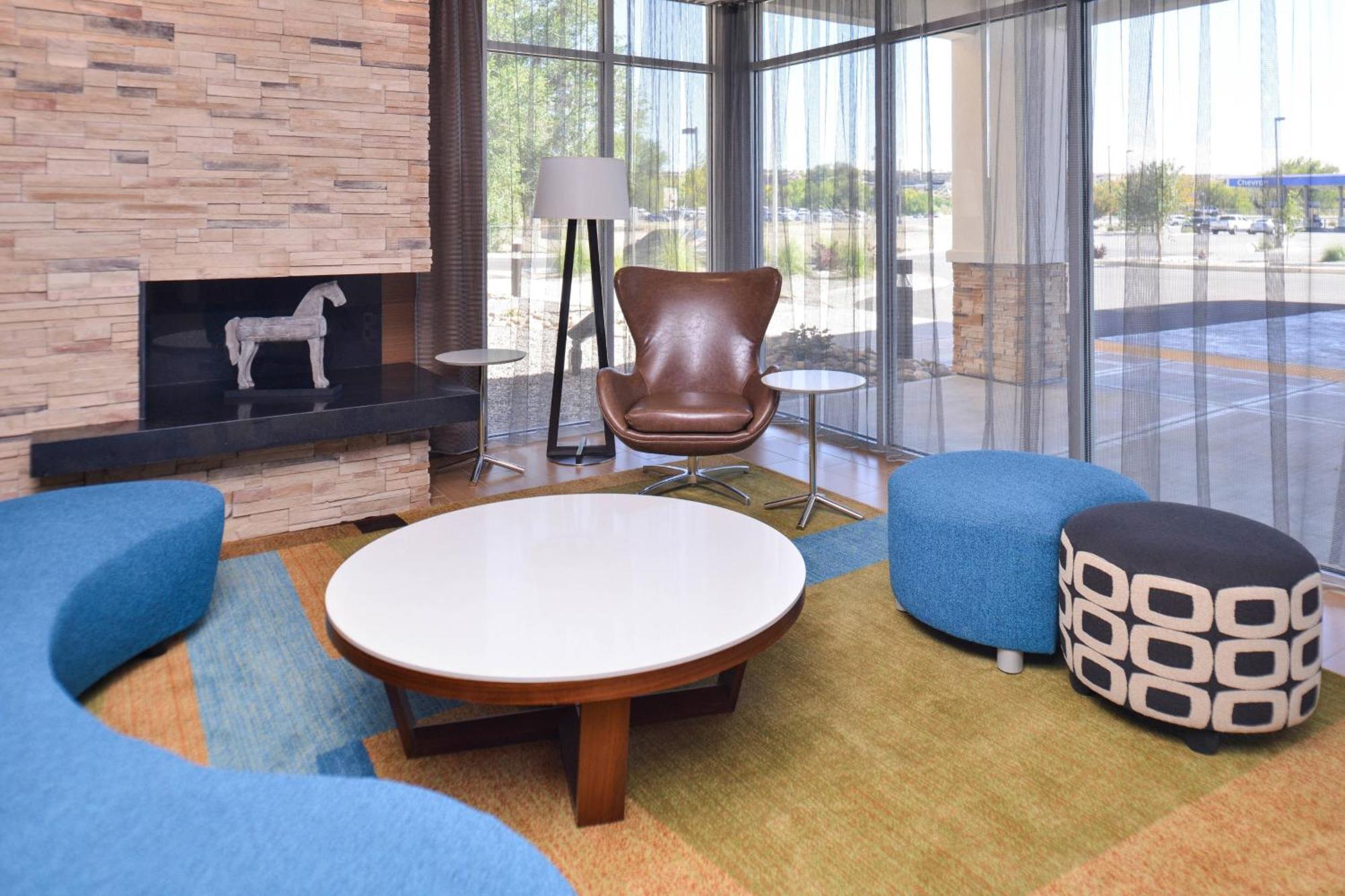 Fairfield Inn & Suites Фармингтън Екстериор снимка