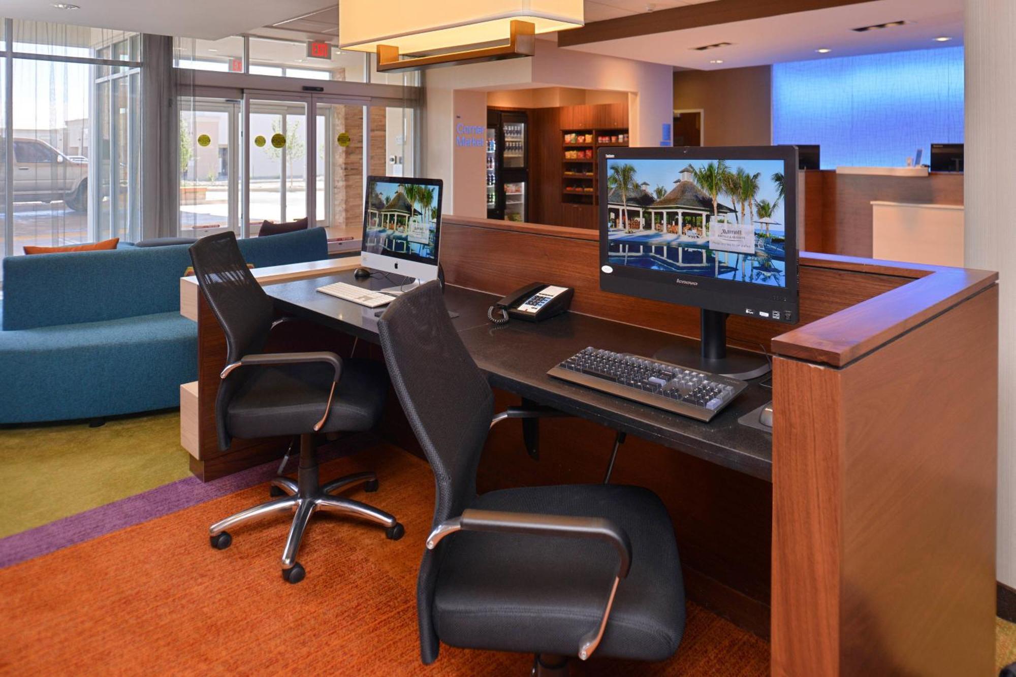 Fairfield Inn & Suites Фармингтън Екстериор снимка