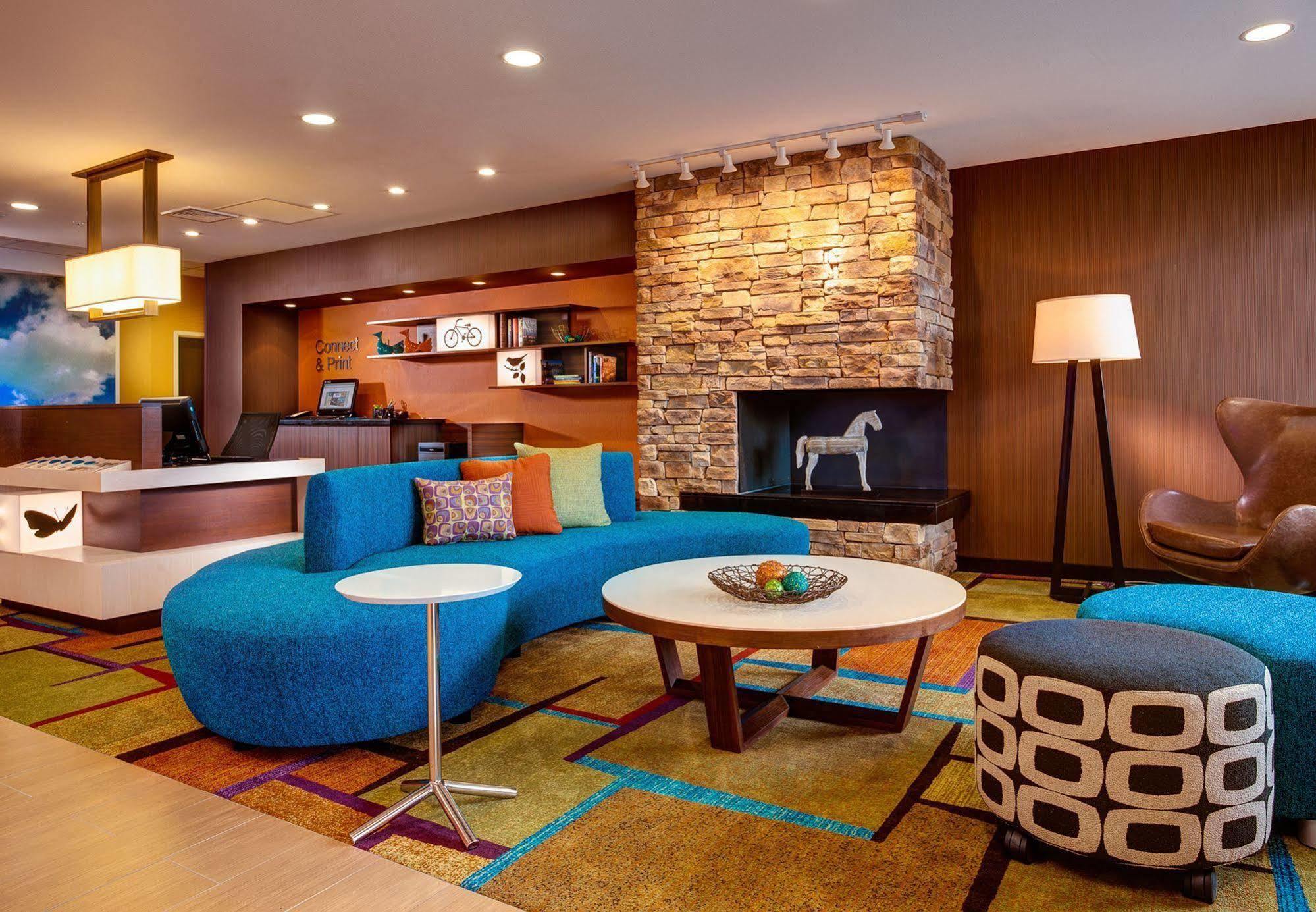 Fairfield Inn & Suites Фармингтън Екстериор снимка